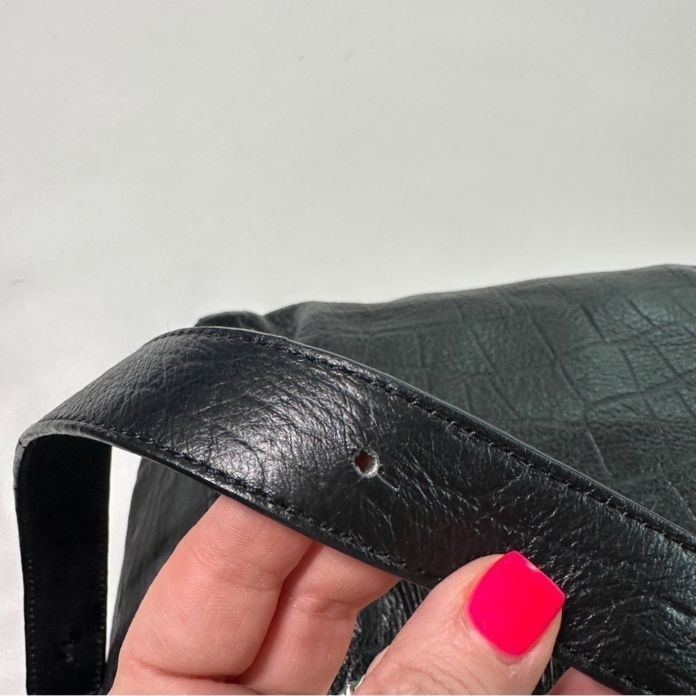 Vintage Givenchy Black Leather Croc Embossed Antigona Bag - Picture 10 of 14